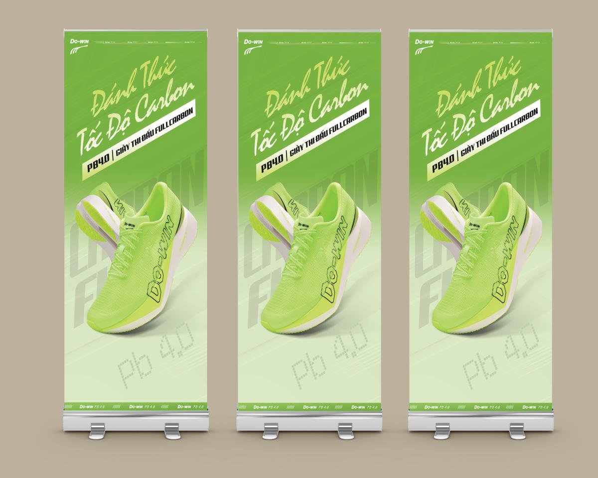 standee giới thiệu sản phẩm giày chạy bộ