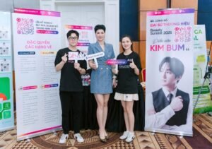 standee hội thảo sự kiện công bố đại sứ thương hiệu