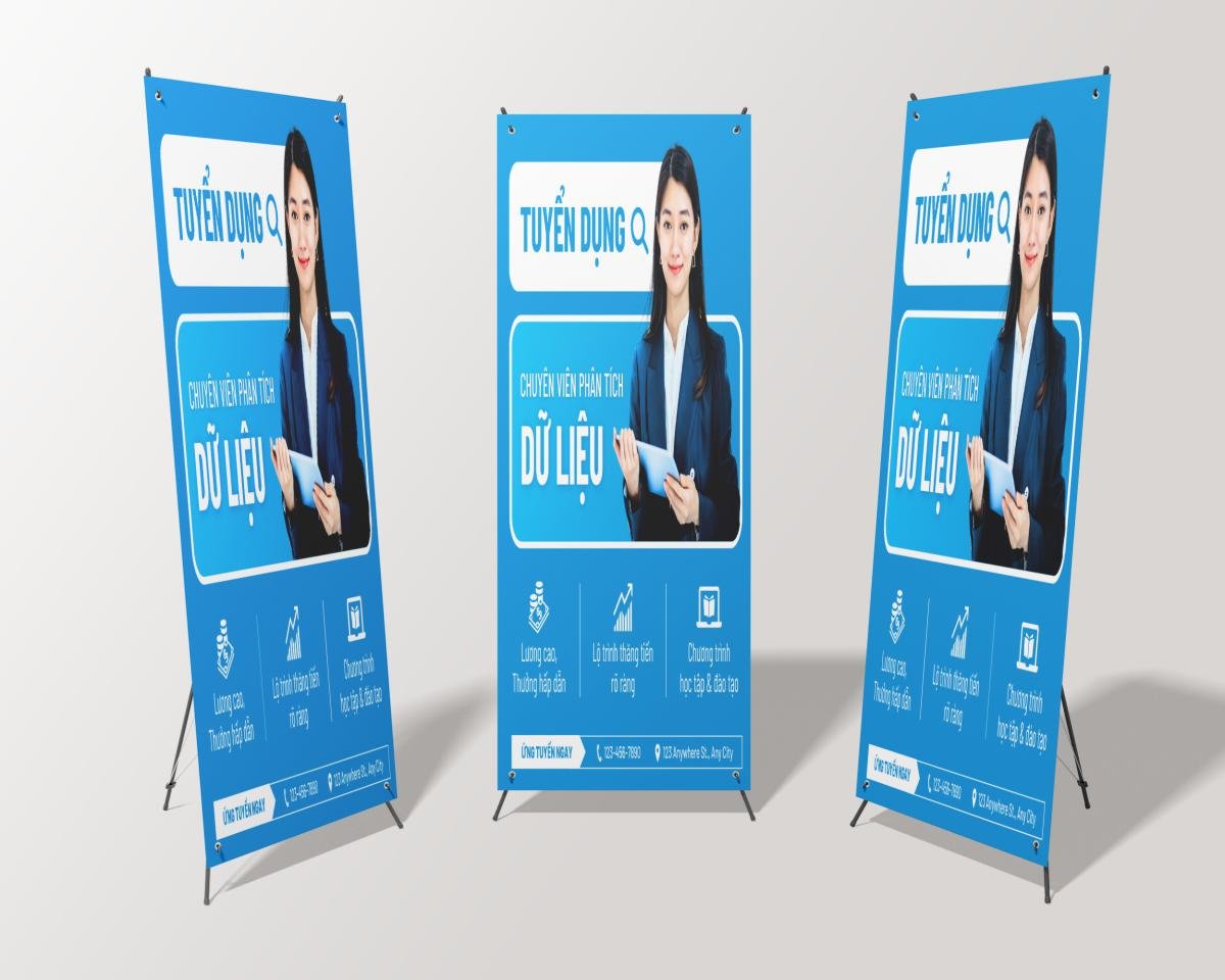 standee tuyển dụng nhân viên